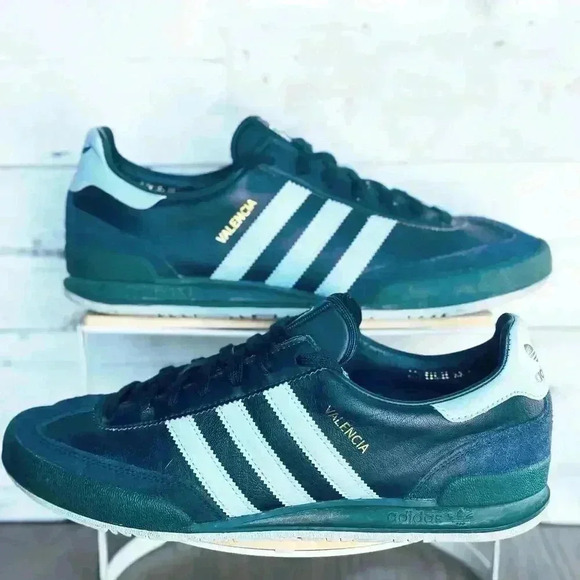 ADIDAS ORIGINALS JEANS CITY SERIES "MYSTERY BLUE" MEN’S SZ 9 - Picture 1 of 9